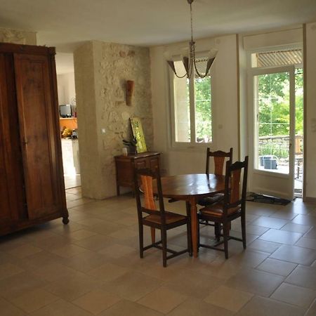 Loustalneou Bed & Breakfast Saint-Pierre-de-Clairac Exterior photo