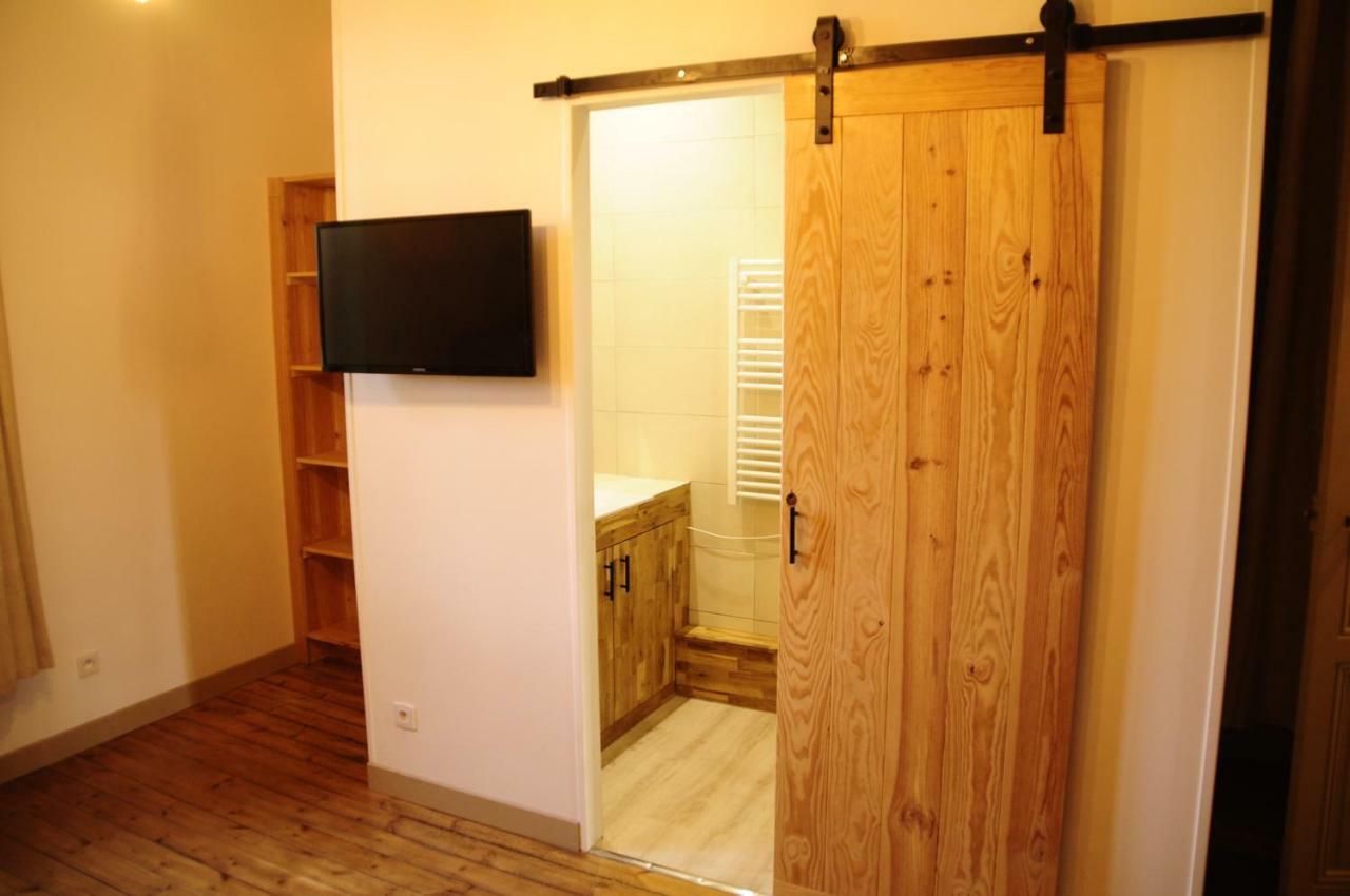 Loustalneou Bed & Breakfast Saint-Pierre-de-Clairac Exterior photo